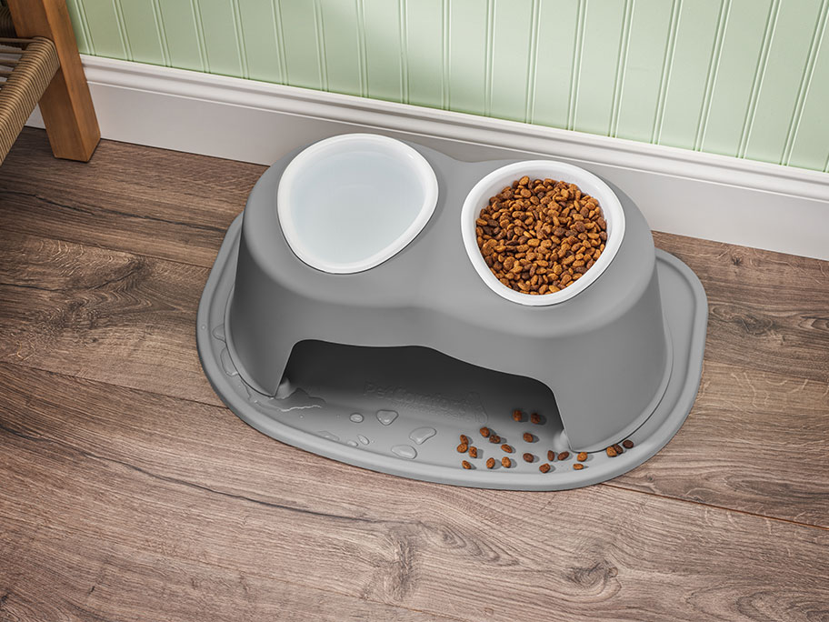 Dog Feeding Systems & Bowls